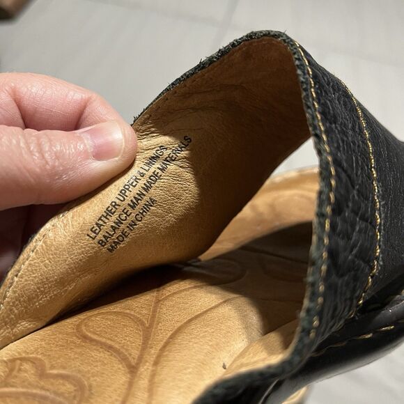 Born Black Leather Minimalist Wedge Sandals Toe Ring Loop Womens Size 10 - Picture 10 of 11